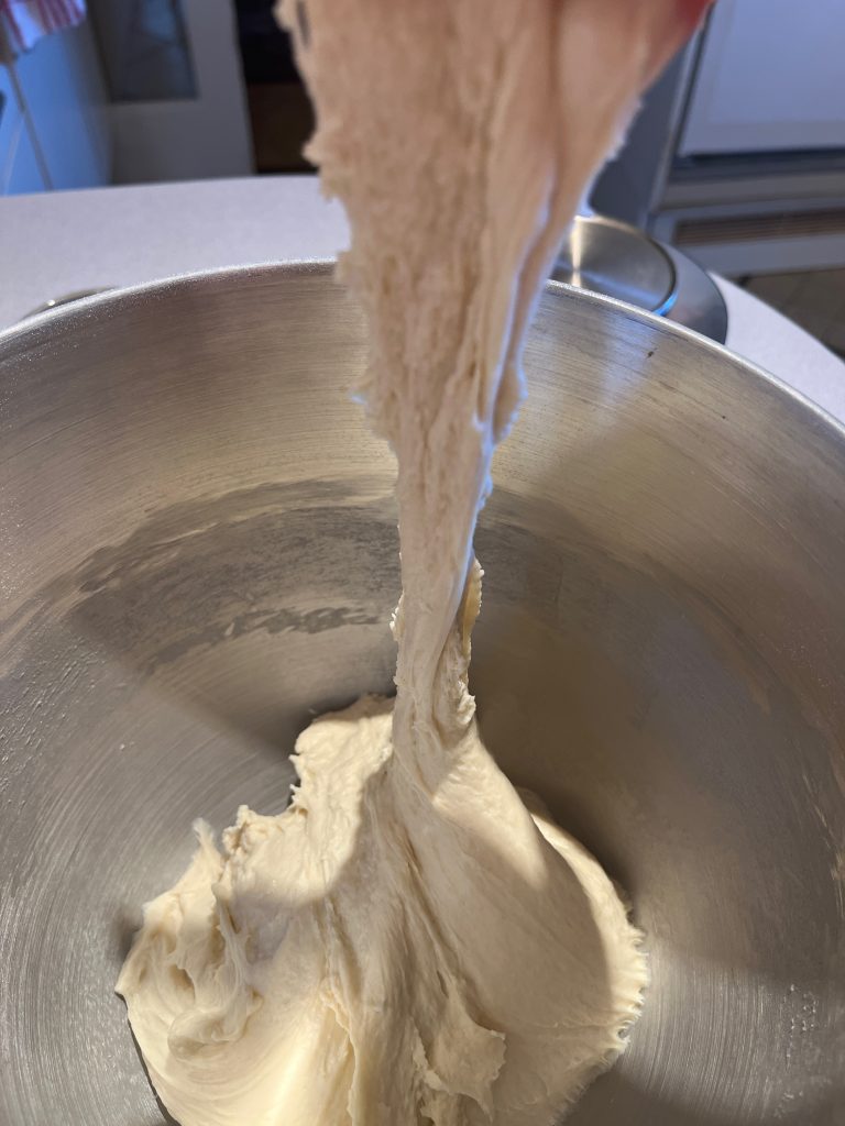 pate à pain de mie en début de pétrissage