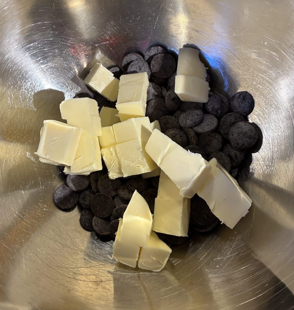 chocolat noir et beurre au bain marie